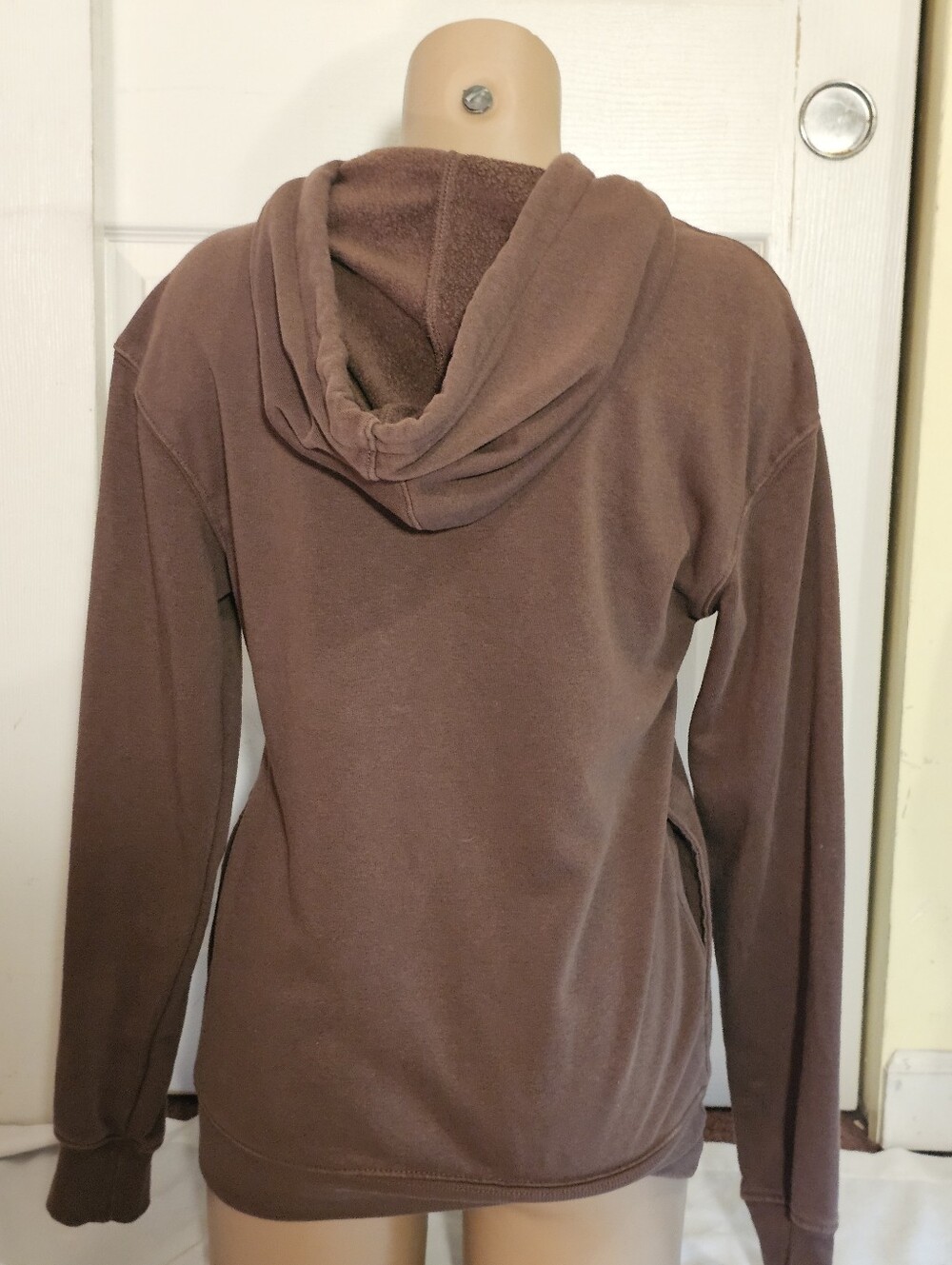 Peanuts Snoopy Pumpkin Brown Hoodie Sweatshirt XXS Halloween Fall Graphic - Picture 6 of 11